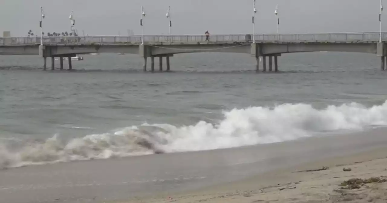 Lightning storms prompt closure of beaches in Long Beach