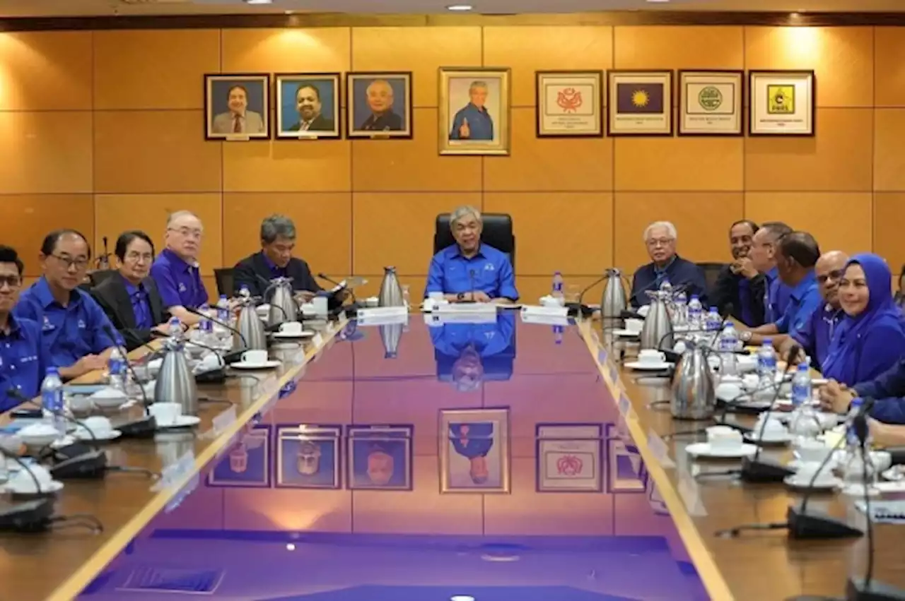 BN leaders on 'waiting list'? Zahid says just warning against selective persecution if coalition loses | Daily Express Online - Sabah's Leading News Portal