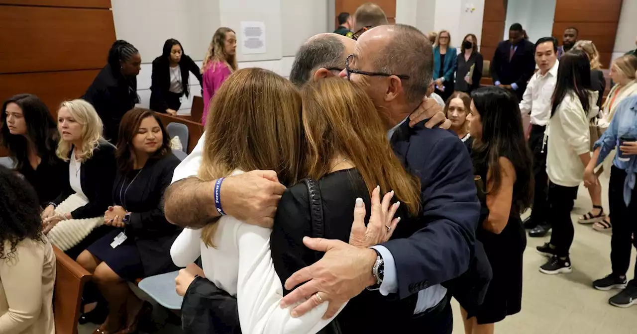 Parkland school shooter to get life sentence for killing 17