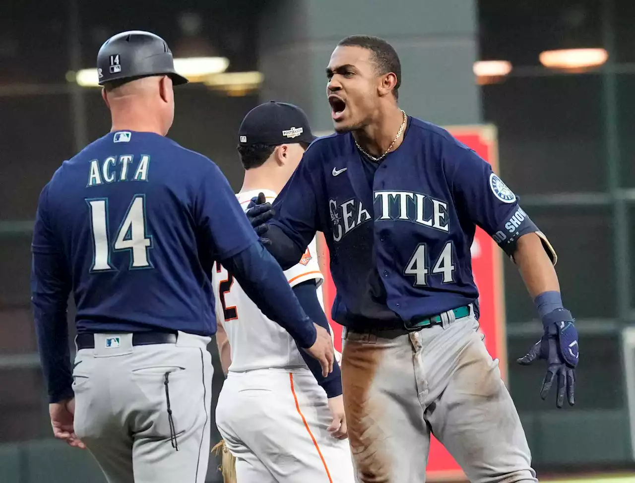 As Astros are seeing, Mariners' Julio Rodriguez is the real deal