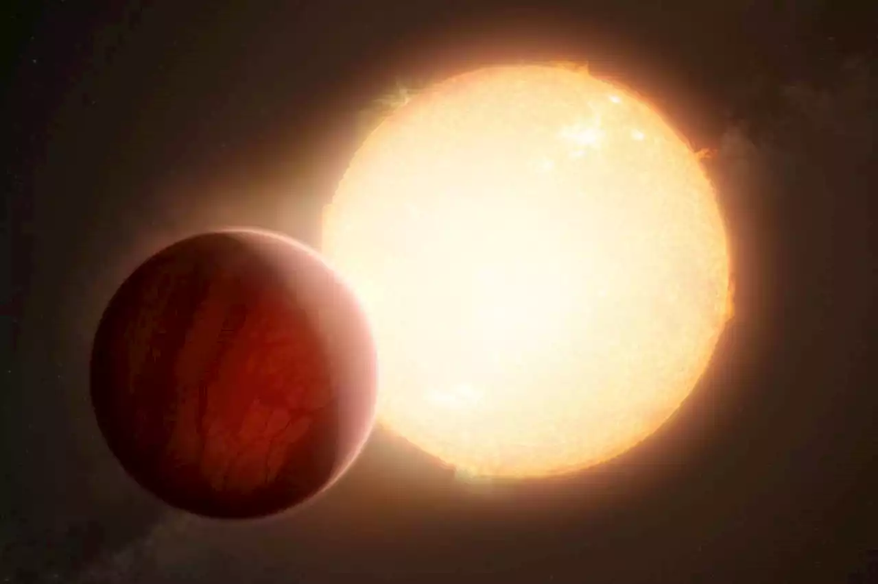 Two exoplanets have a strangely heavy element floating in their skies