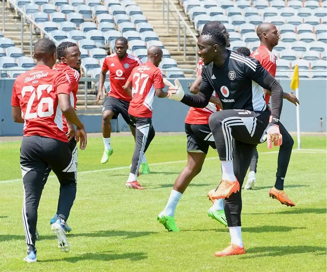 Makgopa In Training, Ready For Pirates Debut? | Soccerladuma