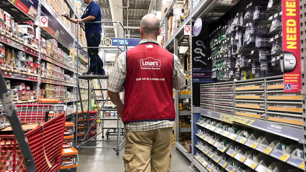 Lowe’s Workers in New Orleans Petition to Form Company’s First-Ever Union