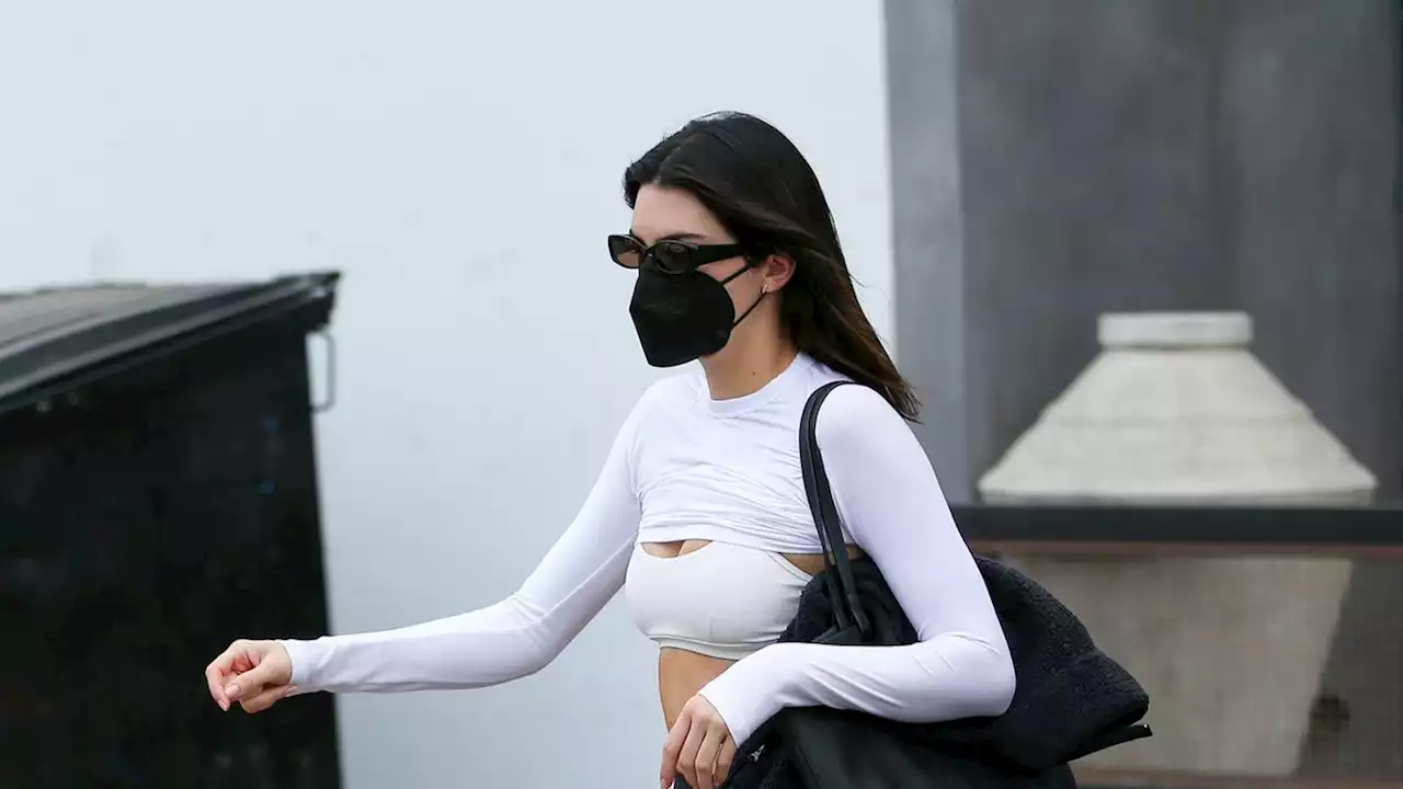 Kendall Jenner’s Chunky Trainers Are the Evolution of a Noughties Classic