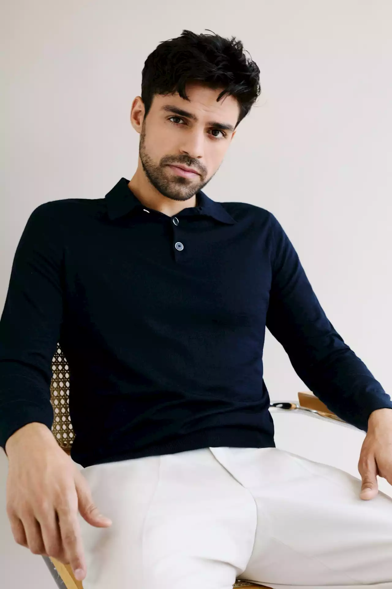 Sean Teale Introduces Dario to the World of Romeo and Juliet