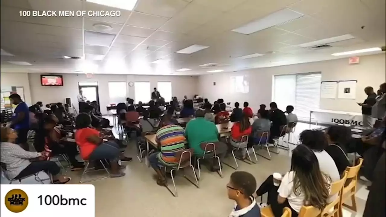 100 Black Men of Chicago annual college scholarship fair returns after 2-year hiatus