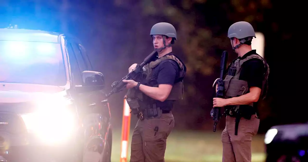 Gunman kills 5 in North Carolina shooting, including off-duty officer