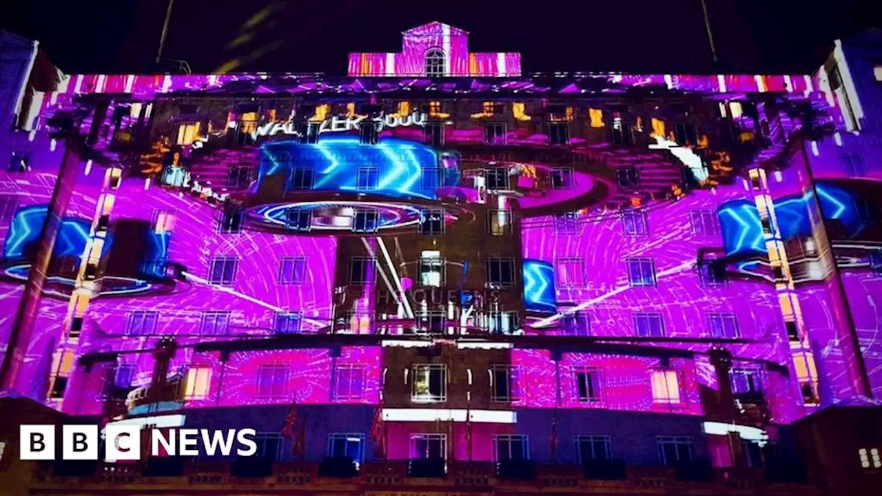 Leeds Light Night: City lit up in 'playful' light spectacle