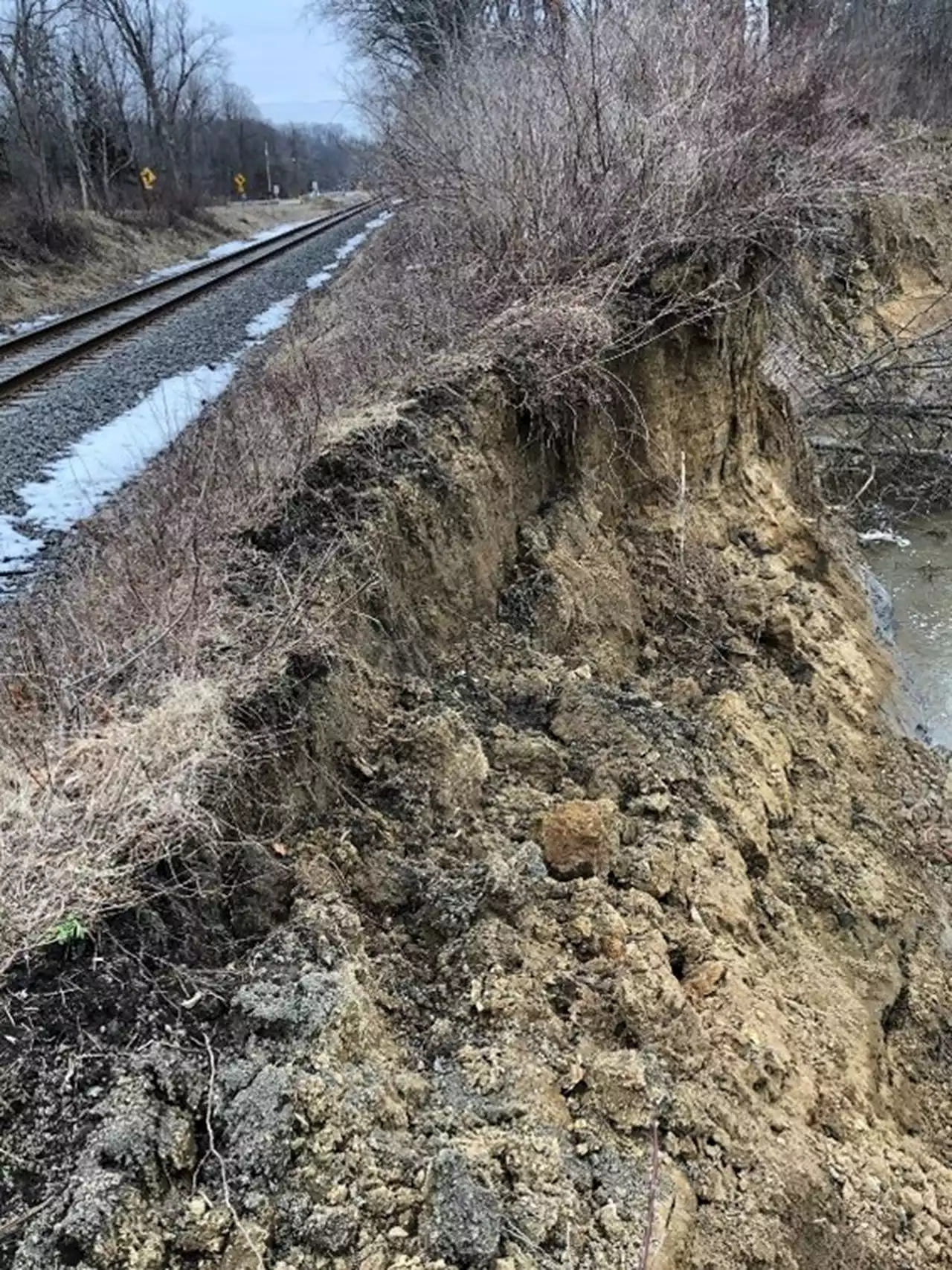 Cuyahoga Valley Scenic Railroad cancels some excursions, modifies others due to Cuyahoga River erosion