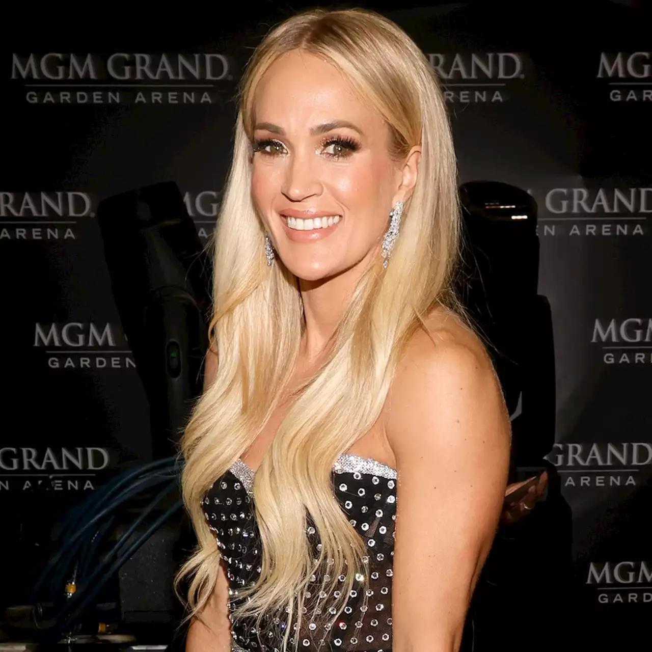 Carrie Underwood’s Confession About Being a “Homebody” Is Totally Relatable - E! Online