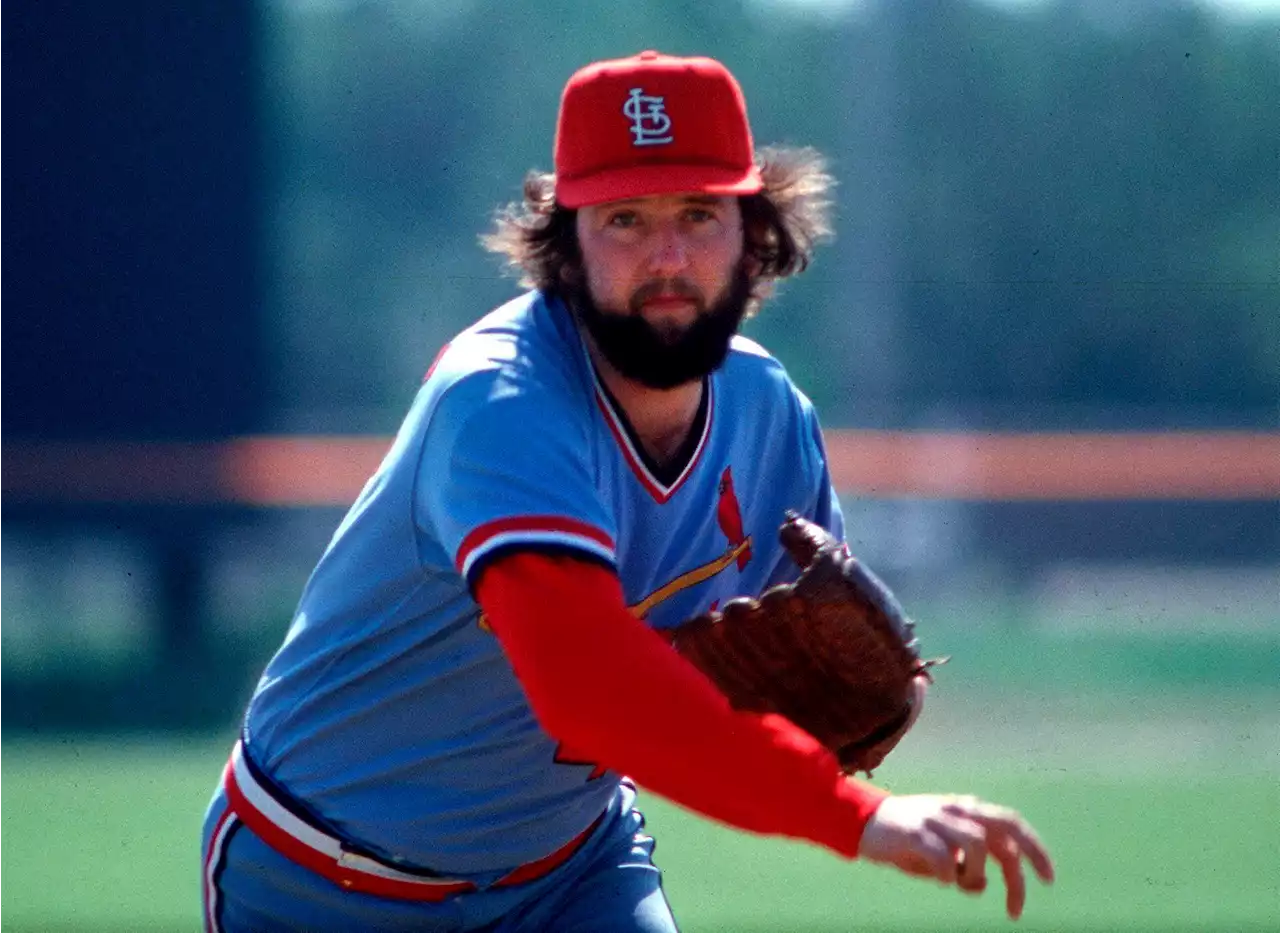 Hall Of Fame Relief Pitcher Bruce Sutter Dies At 69