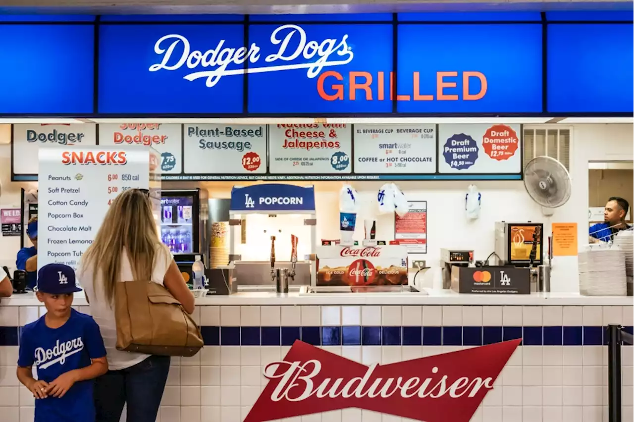 Dodger Stadium workers ratify new labor contract