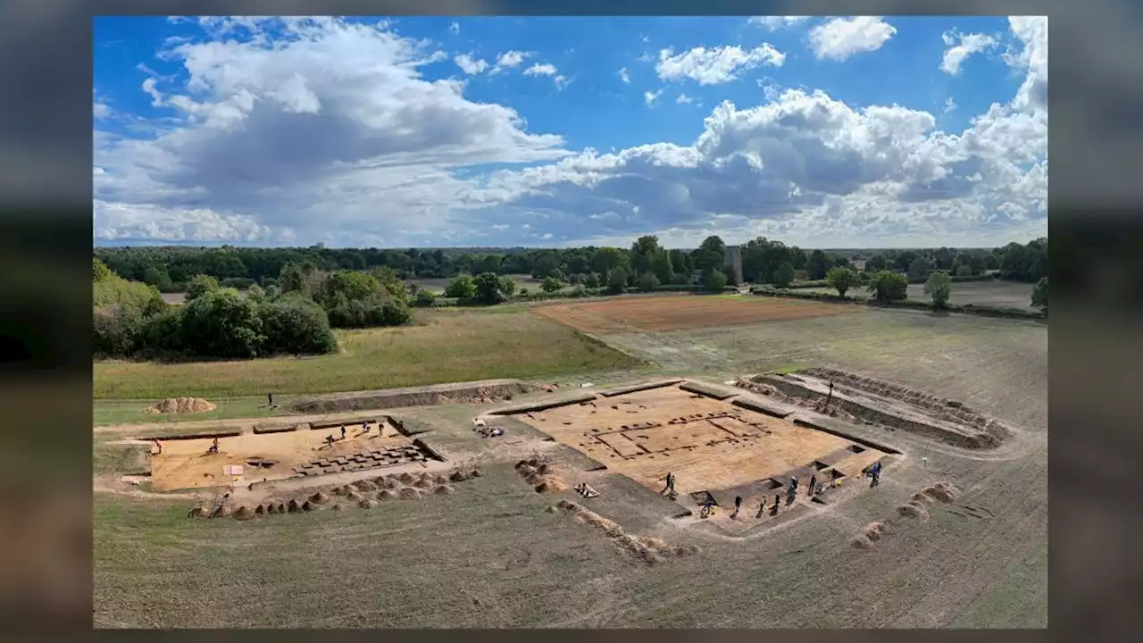 Anglo-Saxon hall where kings and warriors dined discovered in England