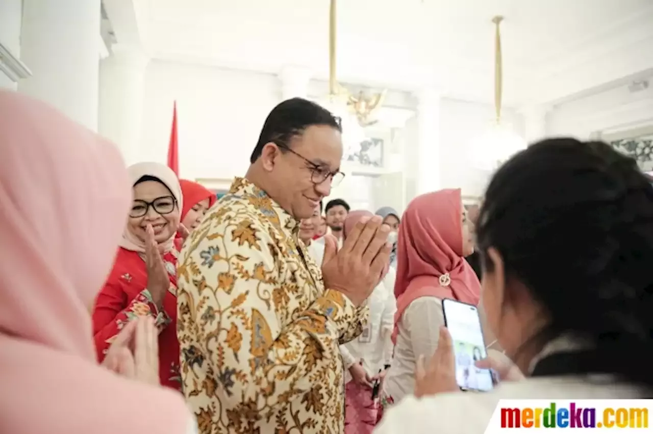 Foto : Anies Baswedan Sapa ASN Balaikota Jelang Purnatugas | Merdeka.com