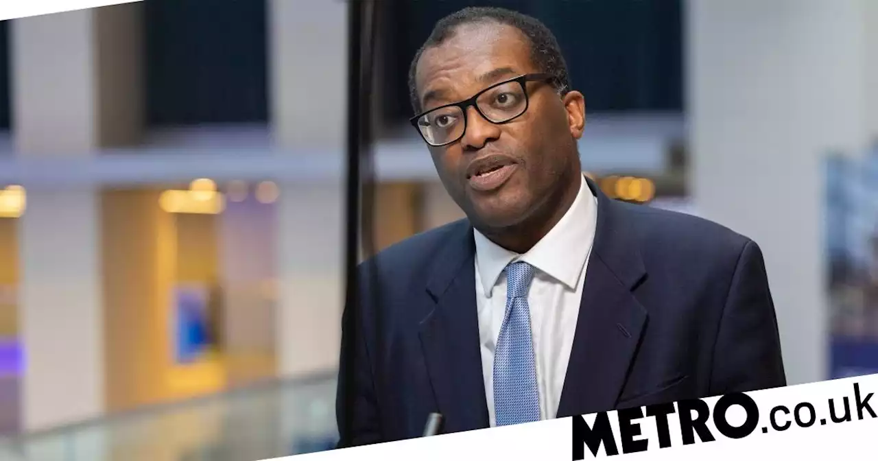 Kwasi Kwarteng cuts US trip short and flies back to London for crisis talks