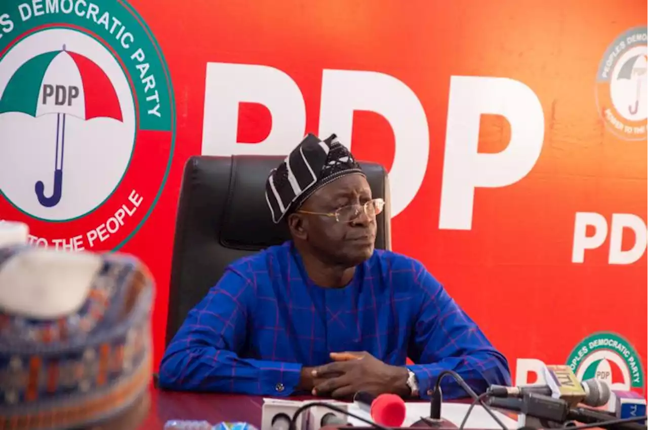 2023: PDP raises alarm over APC 'pressure' on INEC