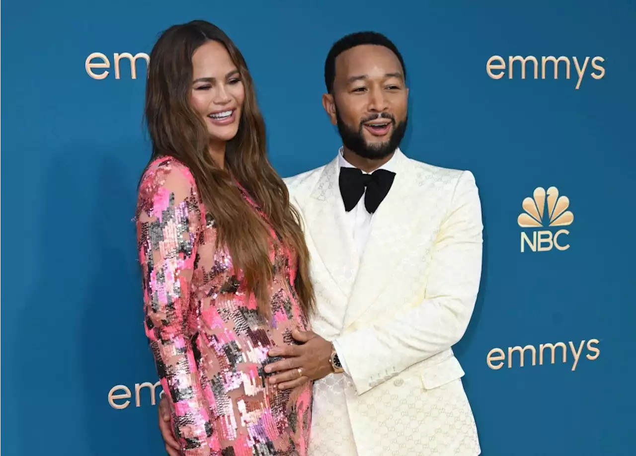 Chrissy Teigen Reminisces on Her Pre-Pregnancy Body with an Ode to Her Stomach