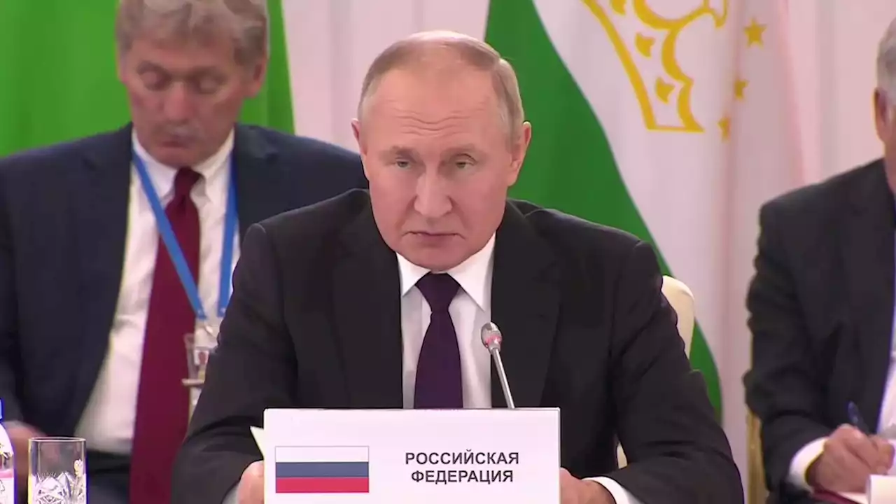 Путин: Россия поддерживает контакты с талибами на фоне подпитки их оппонентов Западом