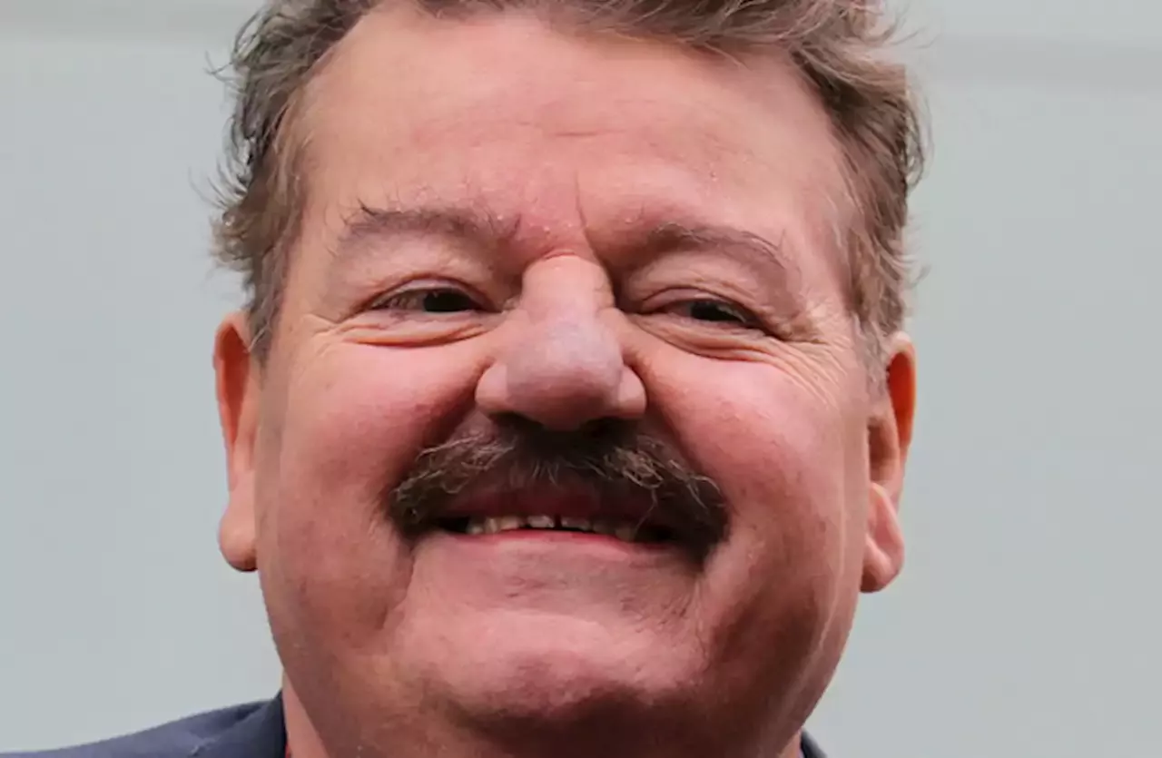 Harry Potter And Cracker Actor Robbie Coltrane Dies Aged 72