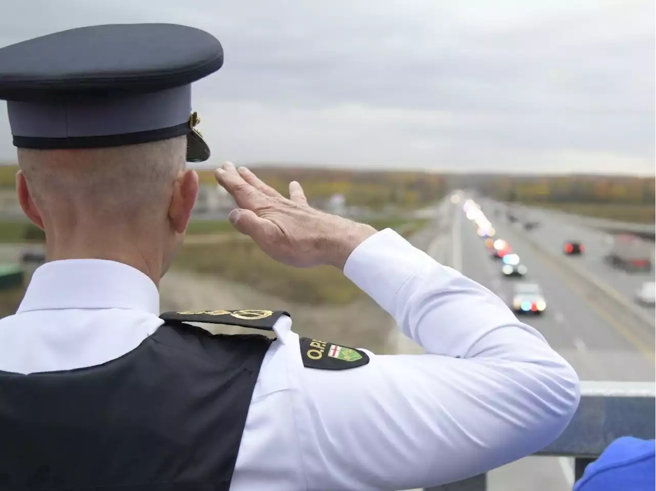 Bodies of South Simcoe Police officers killed in Innisfil return to Barrie