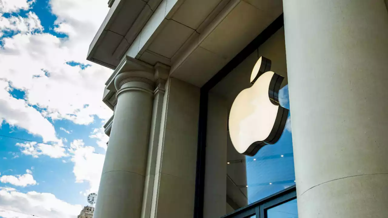 Apple Is Withholding New Benefits From Its Only Unionized Store