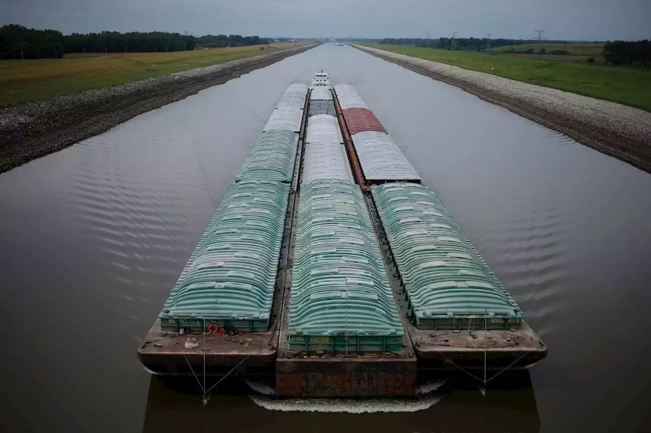 Mississippi River levels are dropping too low for barges to float