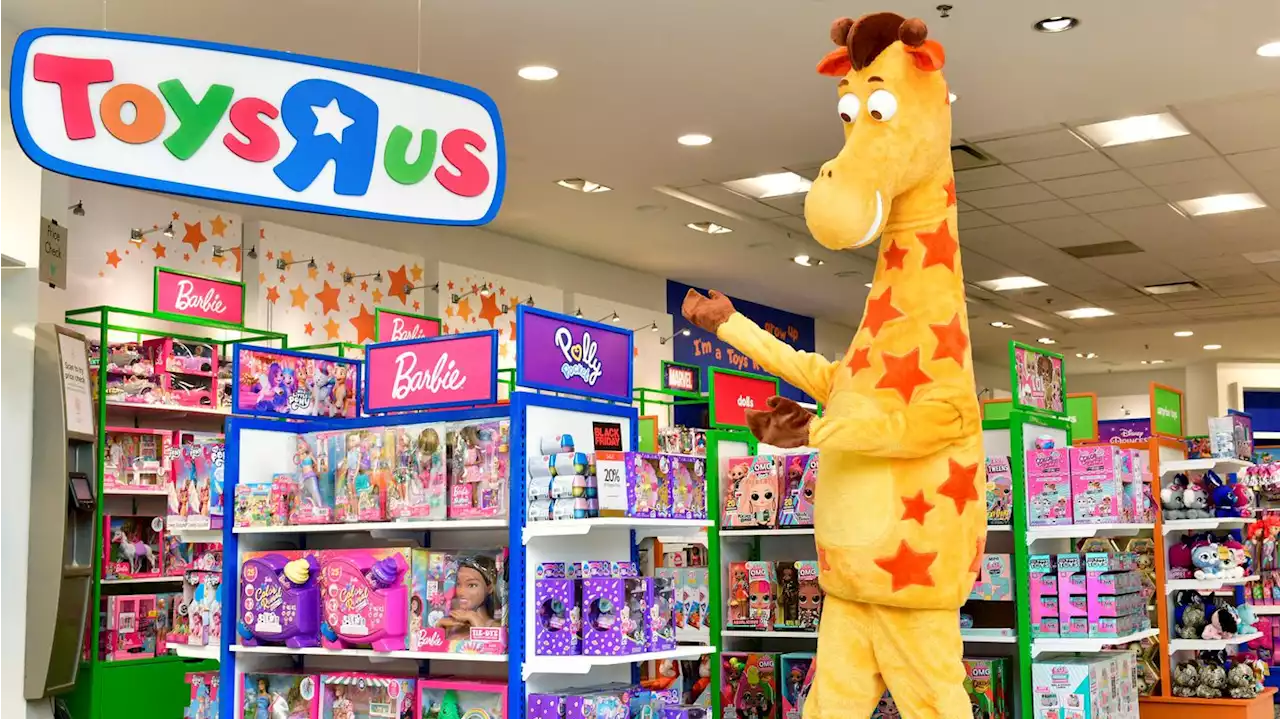 Macy's new Toys R Us shops now open and holding free activities