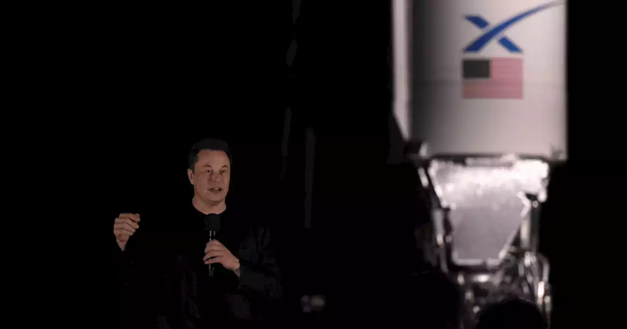 SpaceX no puede financiar más la red de Internet Starlink en Ucrania