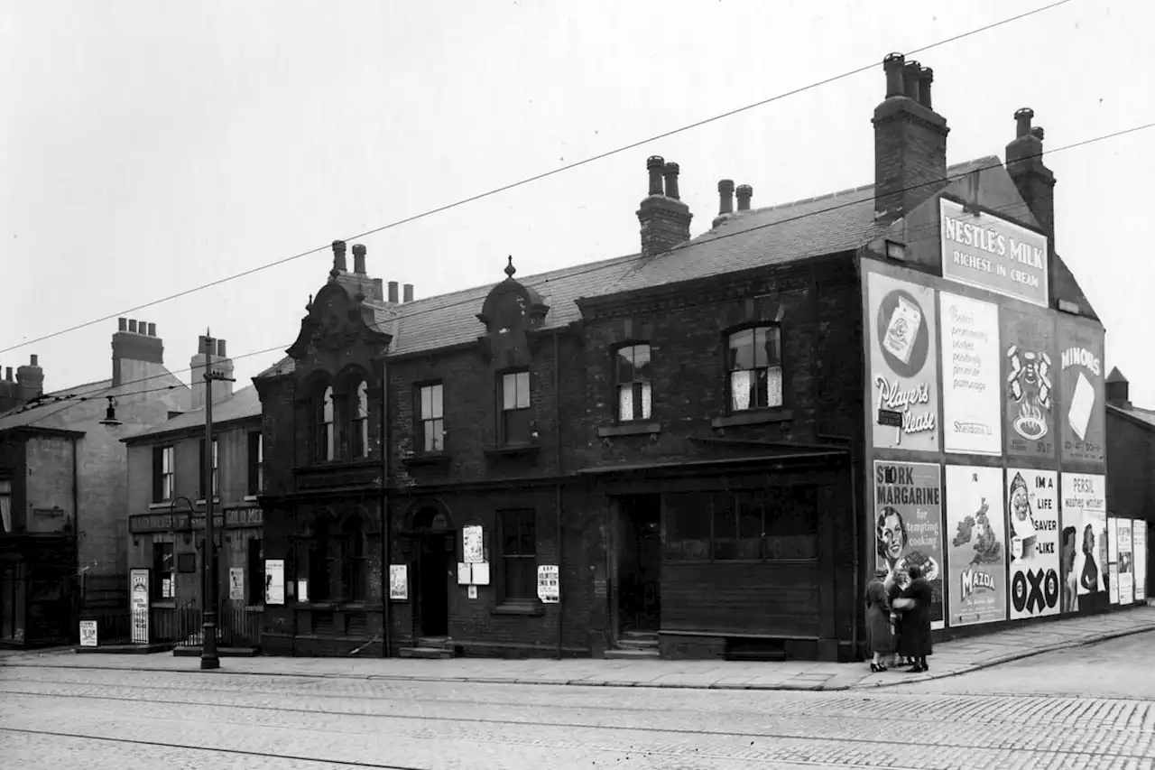 Old photos raise a glass to a former Leeds brewery and the pubs it served