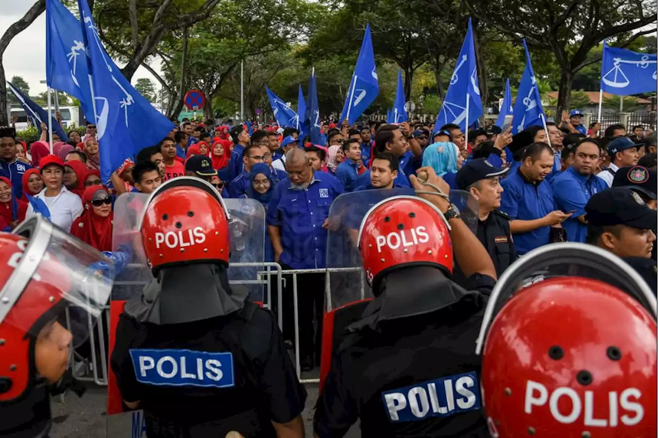 Polis Kelantan kerah 5,000 anggota bertugas PRU15 | The Malaysian Insight