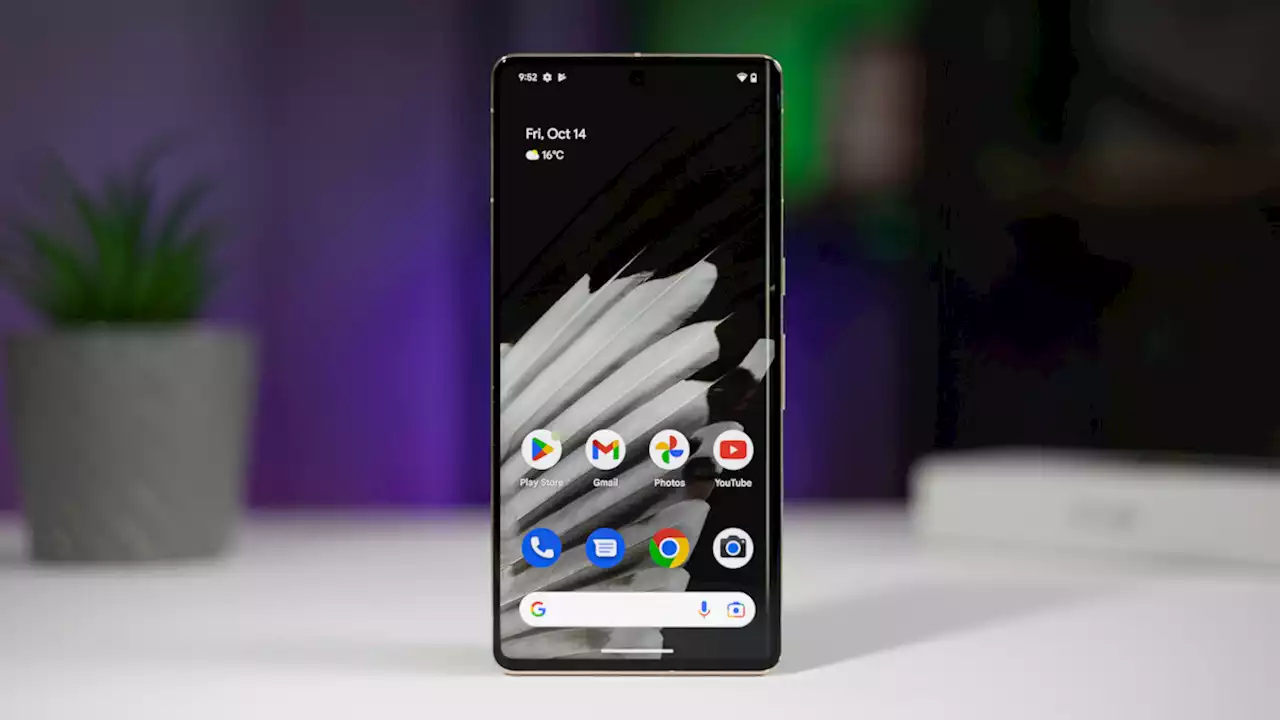 Some Pixel 7 series users are complaining about a scrolling bug