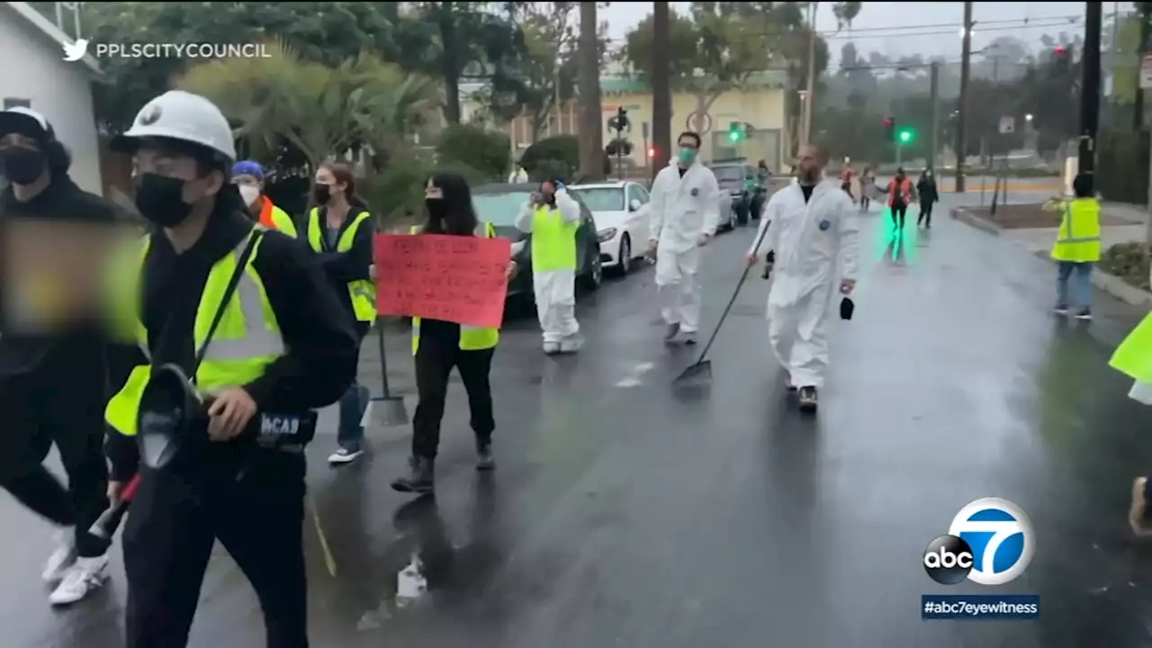 Protest held outside LA Councilman Kevin de León's home as calls for his resignation continue