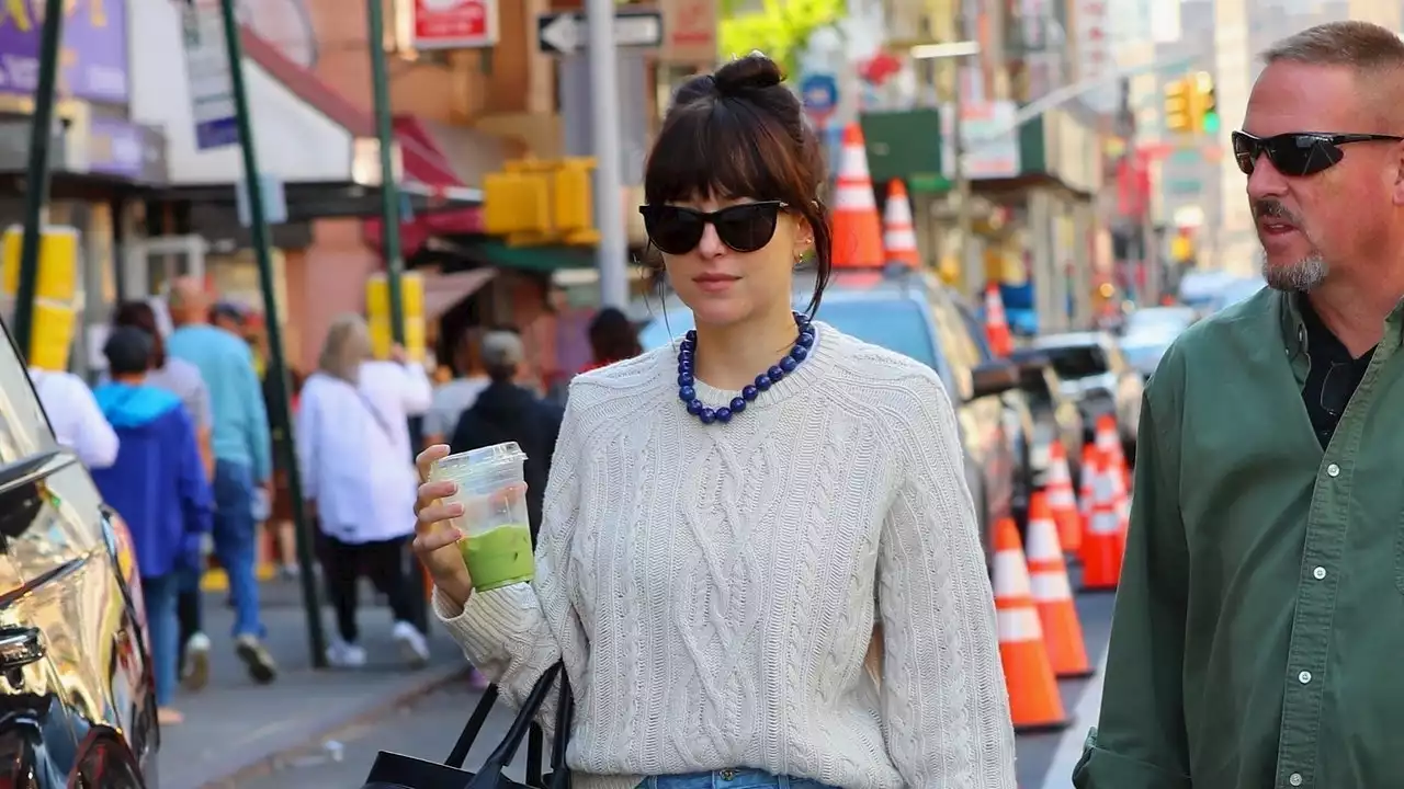 We Can All Take Notes From Dakota Johnson’s Daily Uniform