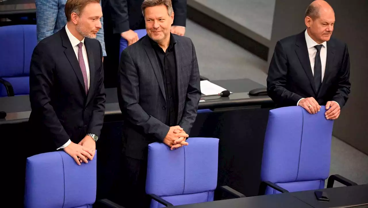 Olaf Scholz, Robert Habeck und Christian Lindner: Ampelspitzen verhandeln über Einsatz und Laufzeit der Atomkraftwerke