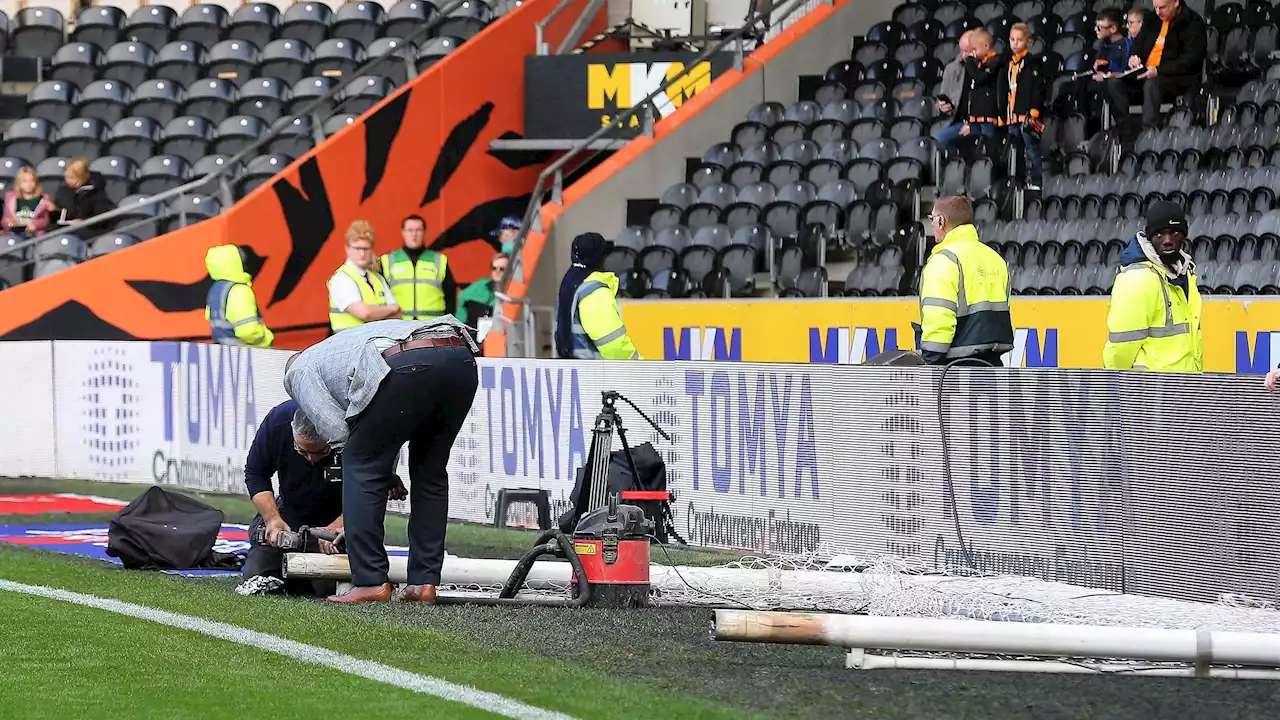 Tor zu groß! Hull City muss Pfosten vor Zweitliga-Spiel in der Championship gegen Birmingham City absägen