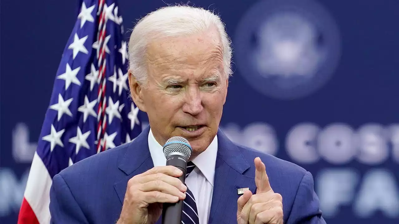 Biden admin releases initial student loan handout application weeks before midterms