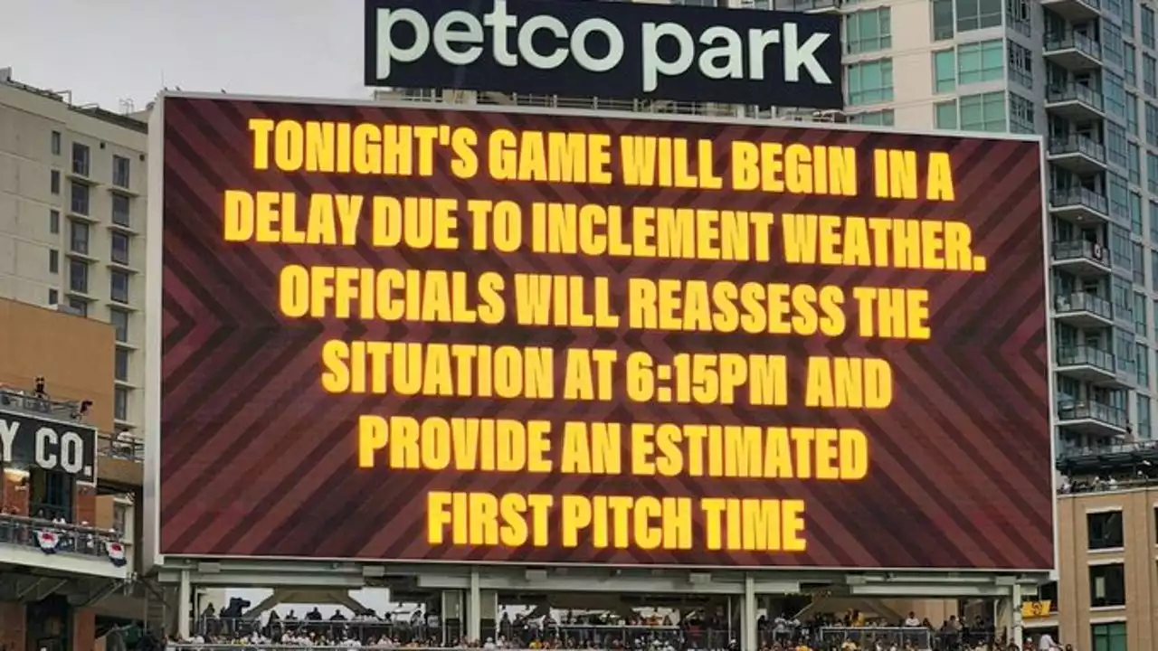 Dodgers-Padres NLDS Game 4 in rain delay