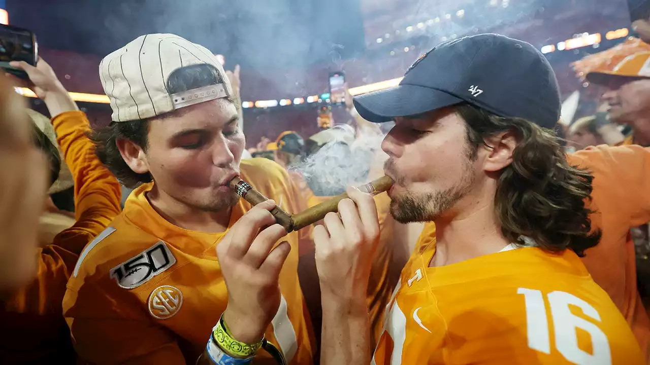 Tennessee asks for donations to help pay for new goalposts following wild celebration