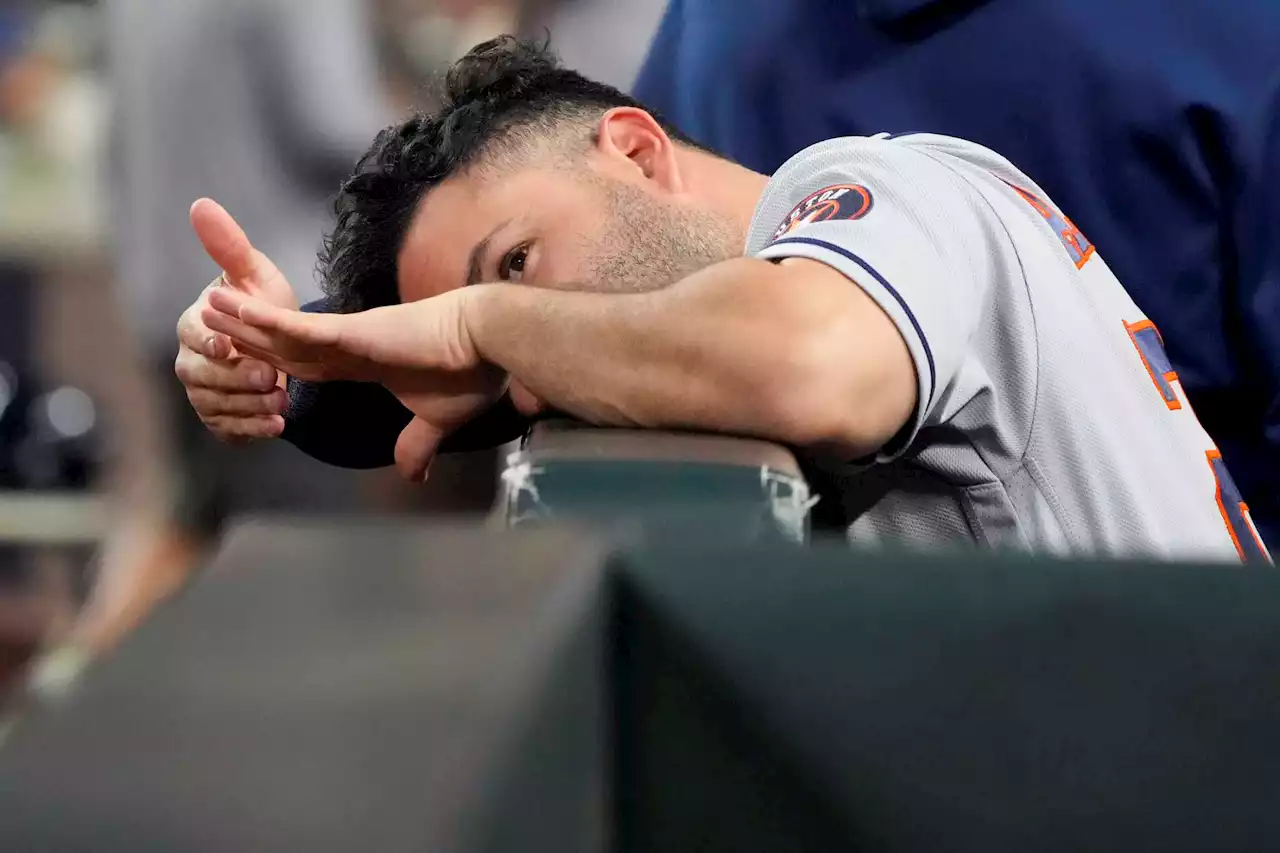 Entire internet agonizes as Astros, Mariners game goes 18 innings