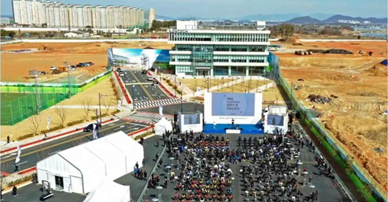 [단독] 졸속 개교 한전공대, 1기는 도서관 두어달 쓰고 졸업한다 | 중앙일보