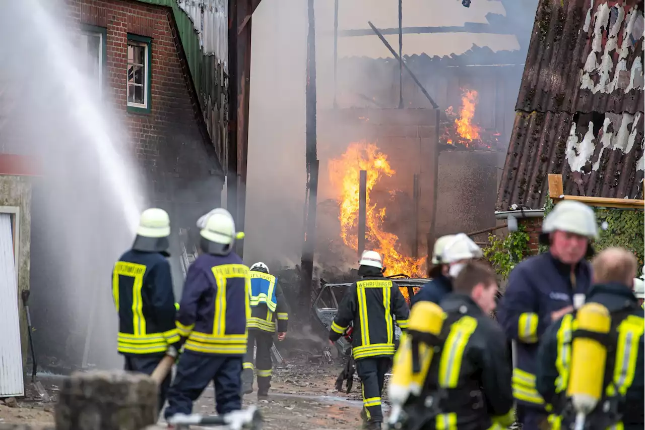 Großalarm im Norden: Feuer in der Fußgängerzone