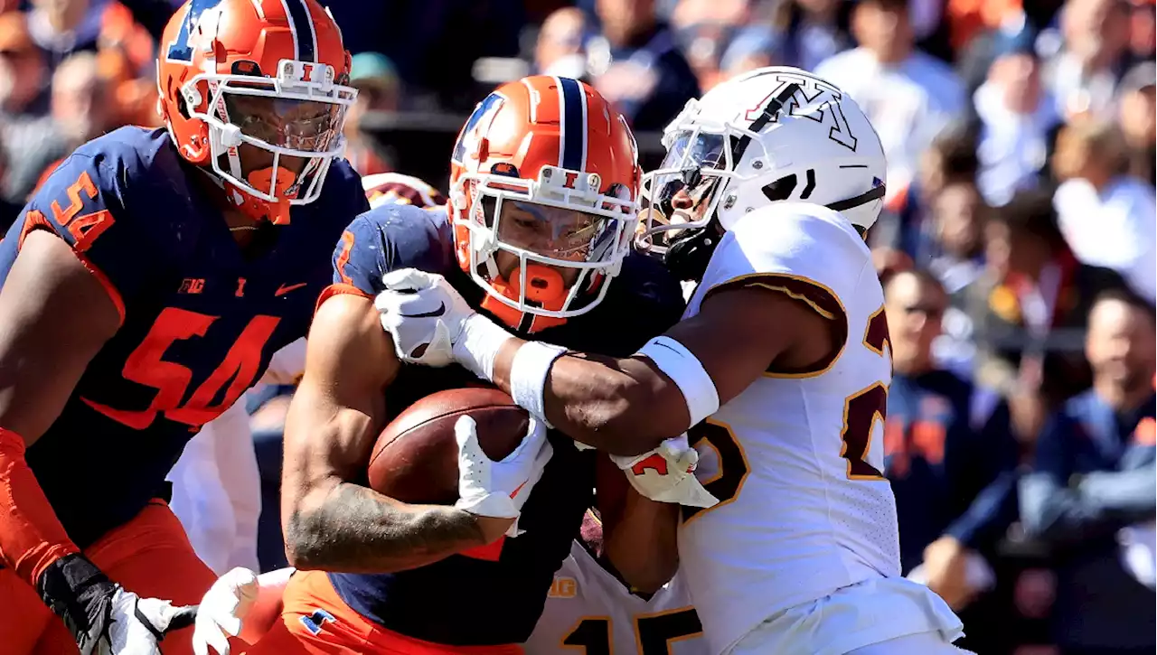 Illinois Tops Minnesota, Illini Bowl-Eligible 1st Time Since 2019