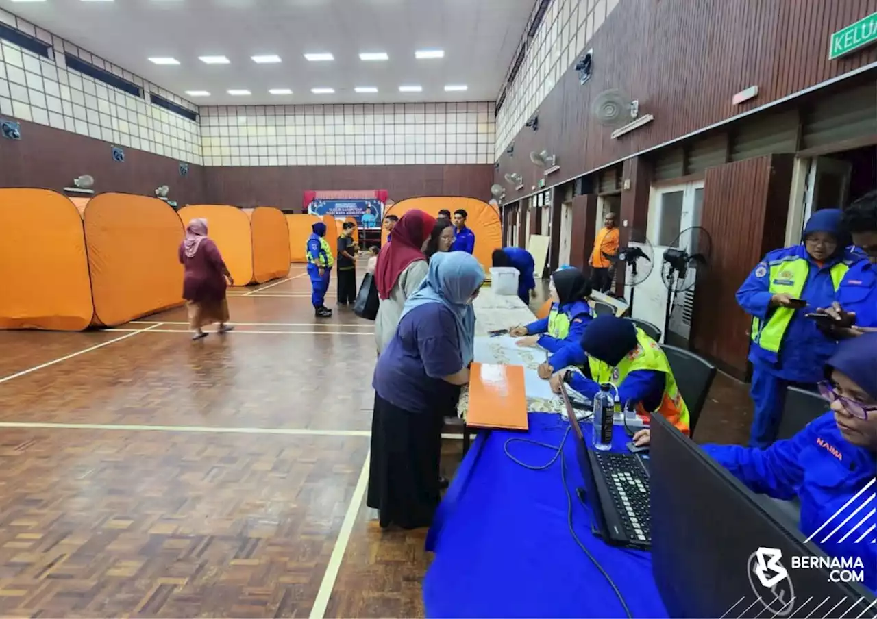 Floods: 37 victims relocated to relief centres in Langkawi