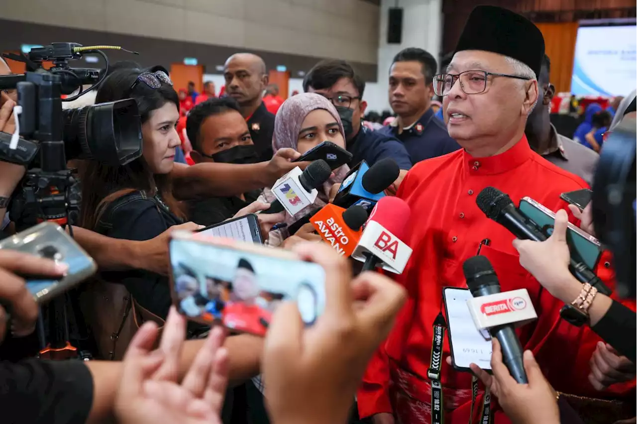 GE15: PAS and Umno should avoid attacking each other, says PM