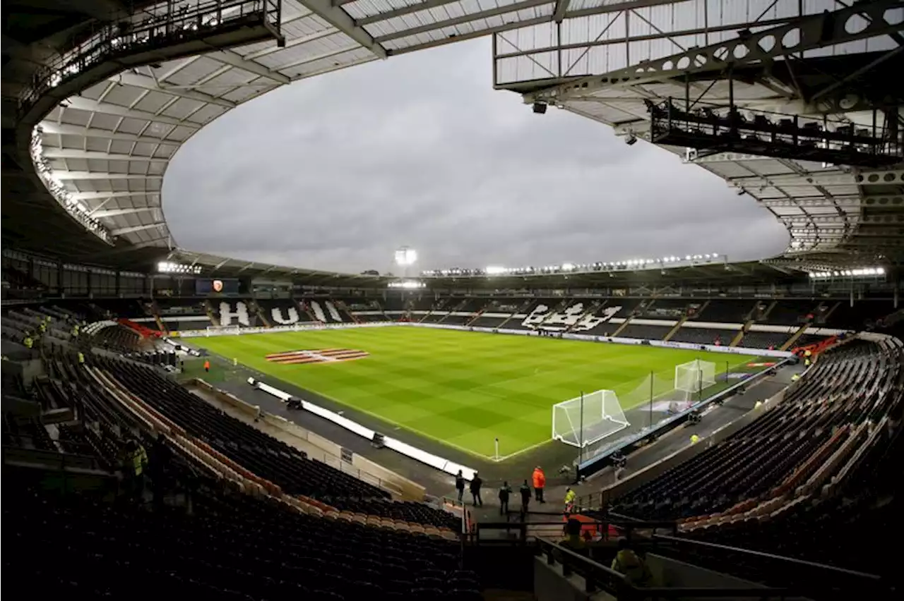 Soccer-Hull City goal posts get the chop