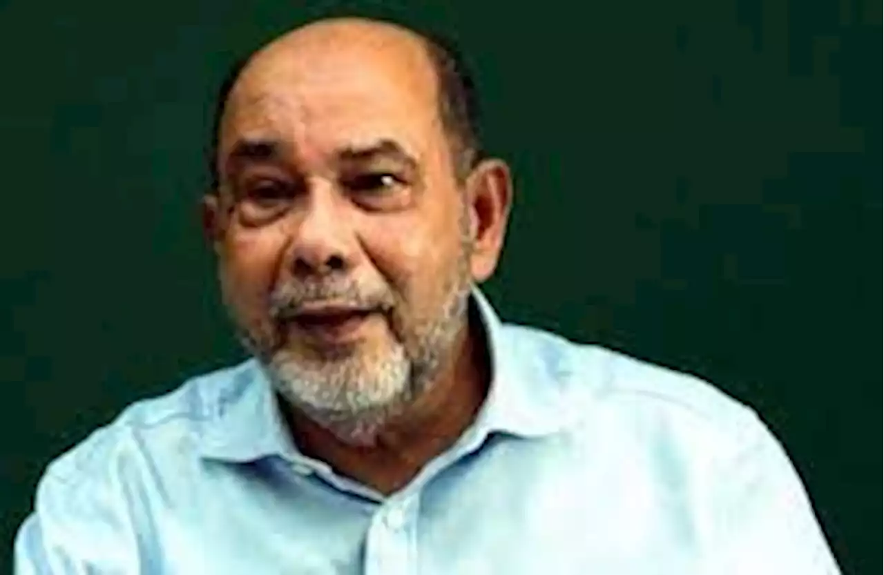 Syed Hamid Albar now AeU's first Chancellor