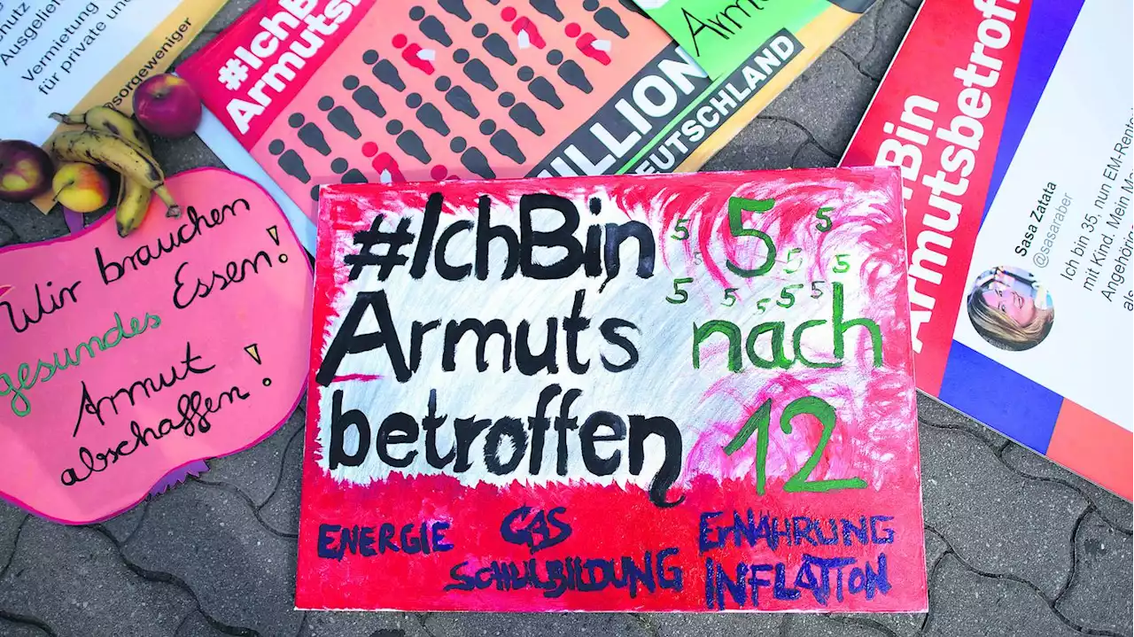 Nur 200 Teilnehmende in Berlin: Initiative #IchBinArmutsbetroffen demonstriert vor dem Kanzleramt