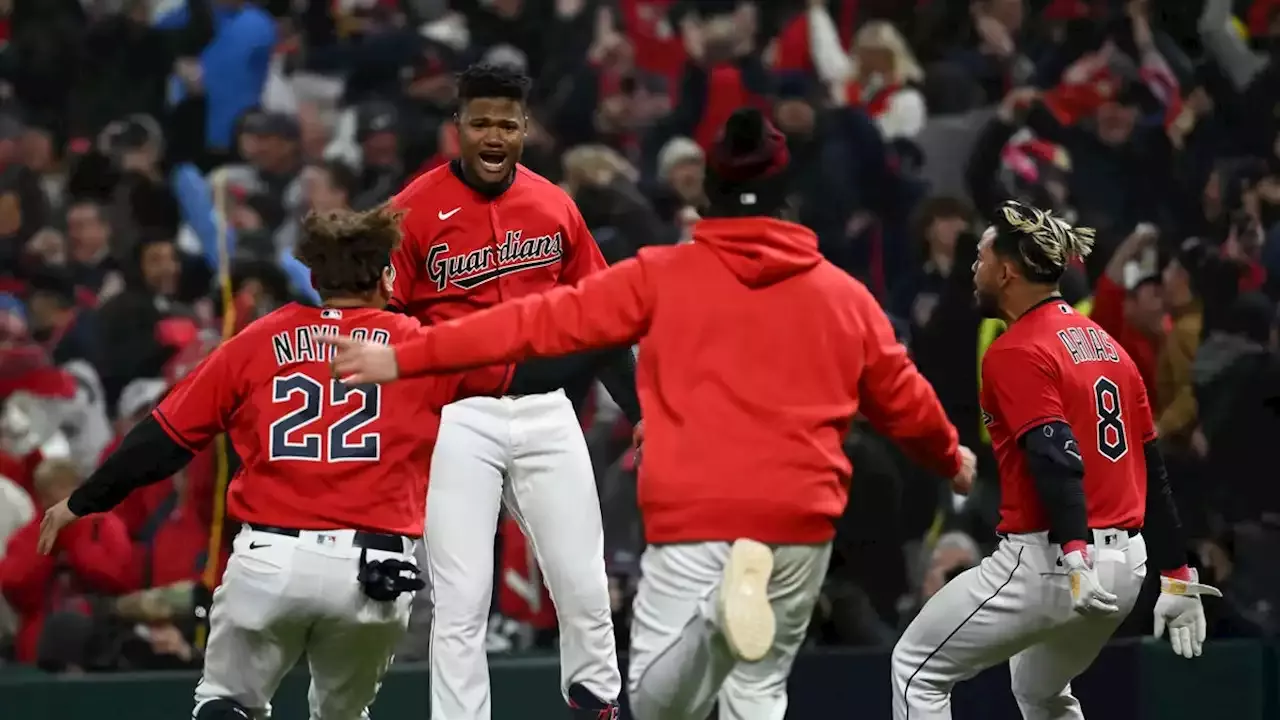 Guardians walk off Yankees thanks to Oscar Gonzalez, take 2-1 ALDS lead