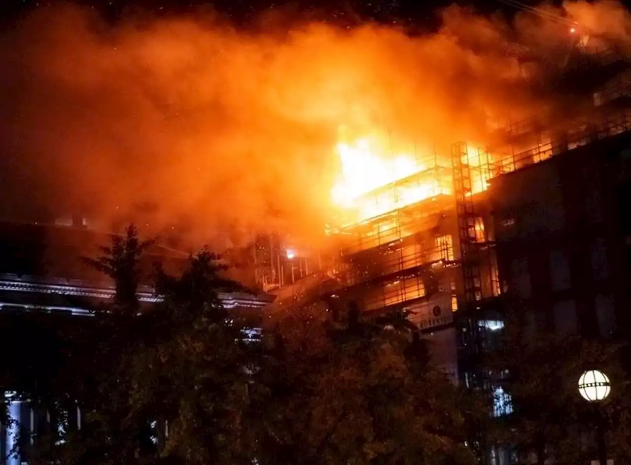 Huge blaze at in Leeds city centre 'scaled down significantly' by fire crews