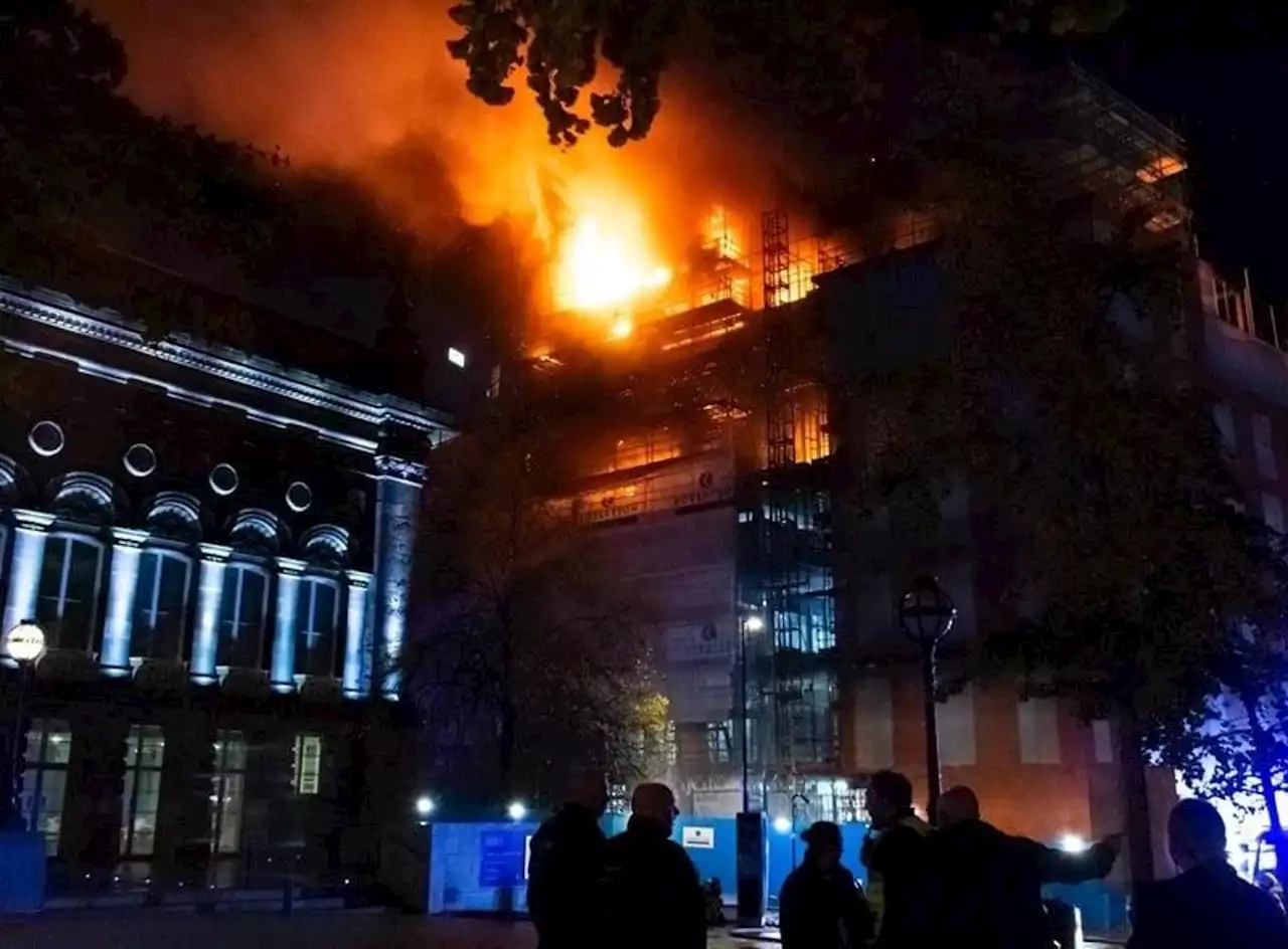 Leeds blaze captured on camera by concrned onlookers as firefighters battle